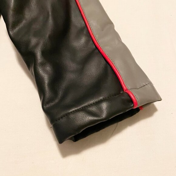 Disney Lightning McQueen Faux Leather Kids Boys Jacket Size Medium - Picture 7 of 16